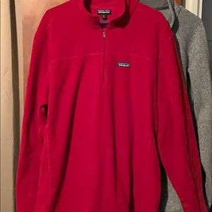 NWOT Patagonia  light weight pull over Jacket-red